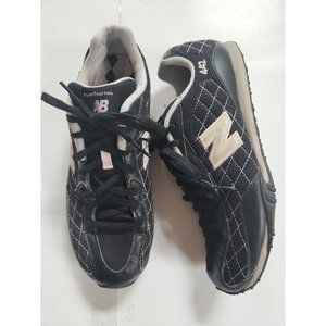 New Balance 442 Low Profile Sneakers Suede CW442BP Womens Size 10 Black Pink EUC